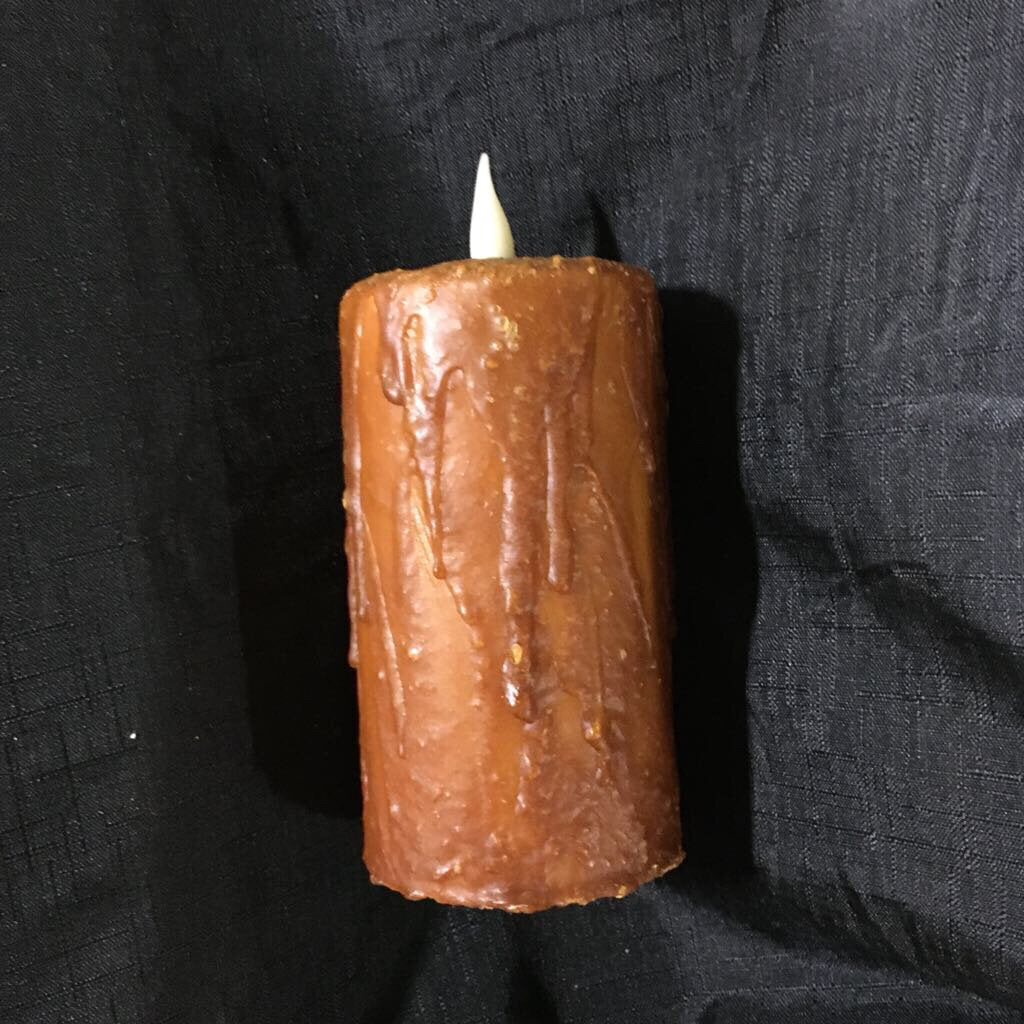 MC-WBR6 Hand-Waxed Brown 6" Pillar