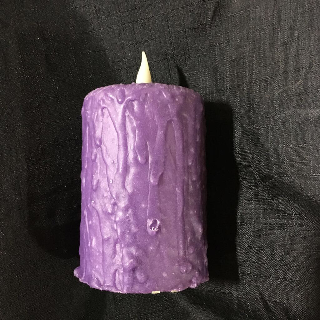 MC-WLI5 Hand Wax Lilac 5"