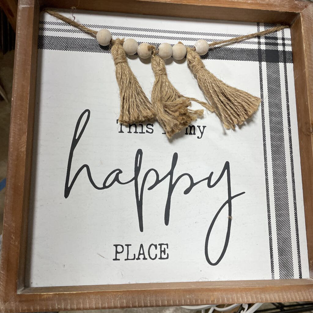 HX14303 - 12" HAPPY PLACE BEAD SIGN 657