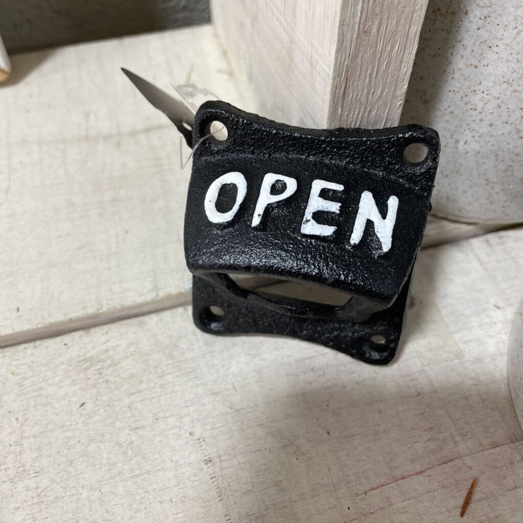 HXSS013 *inner* square bottle opener 657